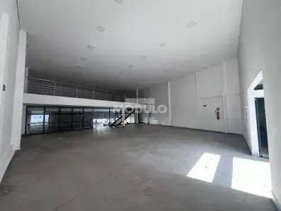 Ponto Comercial para alugar, 155m² no Centro, Uberlândia