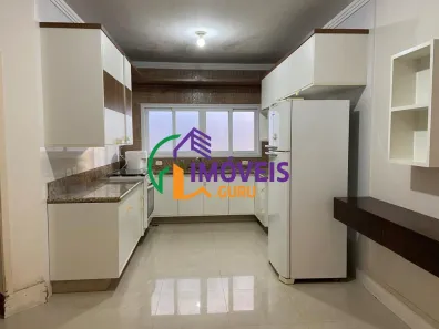 Casa de Condomínio com 3 Quartos à venda, 250m² no Jardim Imperial, Arujá