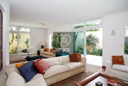 Casa com 3 Quartos à venda, 220m² no Vila Madalena, São Paulo