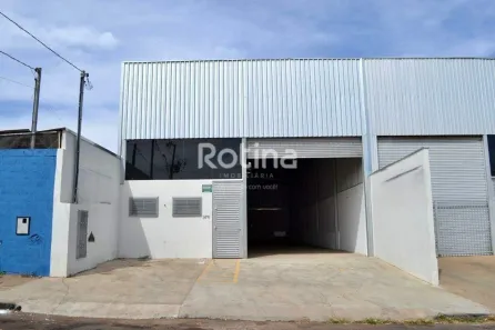 Galpão/Depósito/Armazém para alugar, 400m² no Nossa Senhora das Graças, Uberlândia