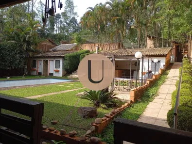 Casa com 4 Quartos à venda, 800m² no Chácara dos Junqueiras, Carapicuíba