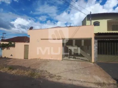 Casa com 3 Quartos para alugar, 70m² no Martins, Uberlândia