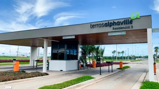 Lote/Terreno à venda, 330m² no Cidade Alpha, Eusébio