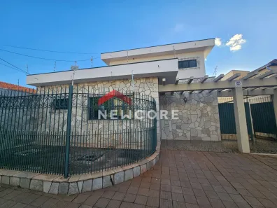 Sobrado com 3 Quartos à venda, 302m² no Centro, Bauru