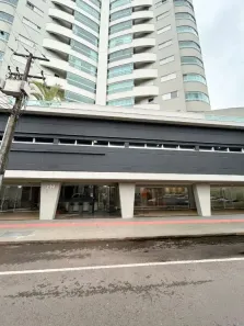 Apartamento com 3 Quartos para alugar, 152m² no Centro, Arapongas
