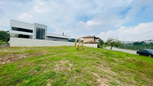 Lote/Terreno à venda, 660m² no Condomínio Residencial Colinas do Paratehy, São José dos Campos