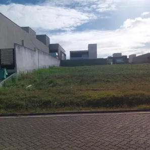 Lote/Terreno à venda, 330m² no Cidade Alpha, Eusébio