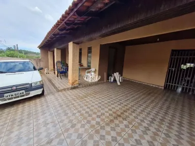 Casa com 4 Quartos à venda, 176m² no Lindóia, Londrina