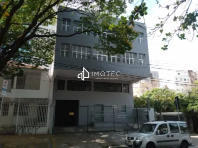 Prédio Comercial para alugar, 1200m² no Santa Efigênia, Belo Horizonte