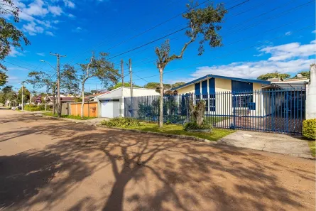Casa com 9 Quartos à venda, 135m² no Jardim das Américas, Curitiba