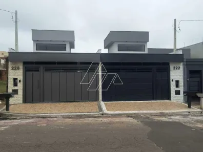 Casa com 3 Quartos à venda, 132m² no Jardim Cavallari, Marília
