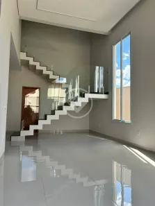 Sobrado com 3 Quartos à venda, 193m² no Jardim Colina, Uberlândia