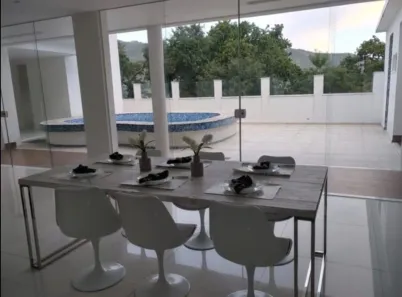 Casa de Condomínio com 4 Quartos à venda, 500m² no São Francisco, Niterói