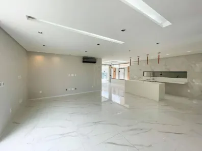 Casa de Condomínio com 4 Quartos à venda, 220m² no Luzardo Viana, Maracanaú