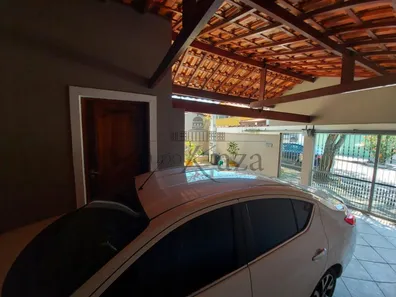 Sobrado com 3 Quartos à venda, 180m² no Bosque dos Eucaliptos, São José dos Campos