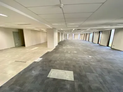 Sala Comercial para alugar, 1000m² no Bela Vista, São Paulo