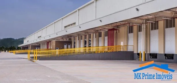 Imóvel Comercial para alugar, 5422m² no Perovê, Embu das Artes