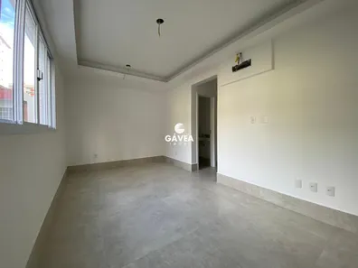 Sobrado com 3 Quartos à venda, 106m² no Gonzaga, Santos