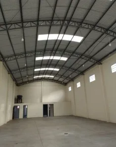 Galpão/Depósito/Armazém para alugar, 400m² no Centro, Ibiporã