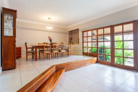 Casa com 4 Quartos à venda, 351m² no Lar São Paulo, São Paulo