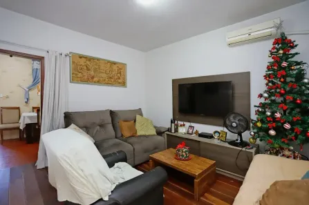 Casa com 3 Quartos à venda, 200m² no Cristal, Porto Alegre