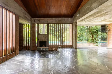 Casa com 5 Quartos para alugar, 450m² no Alto de Pinheiros, São Paulo