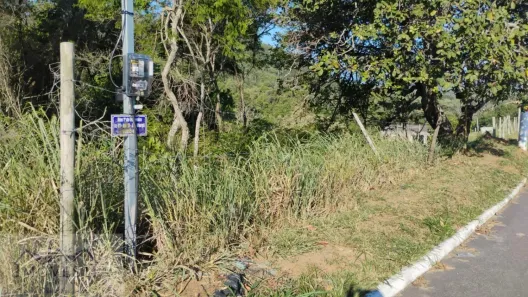 Lote/Terreno à venda, 651m² no Jacaroá, Maricá
