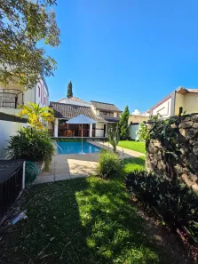 Casa com 4 Quartos à venda, 320m² no Centro, Campos dos Goytacazes