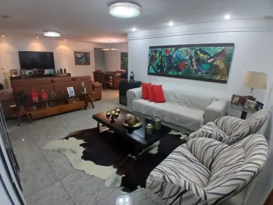 Apartamento com 4 Quartos à venda, 204m² no Casa Forte, Recife
