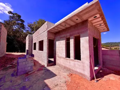 Casa com 2 Quartos à venda, 120m² no Centro, Florestal
