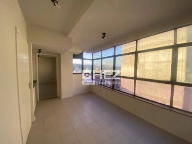 Sala Comercial à venda, 77m² no Centro, Cabo Frio