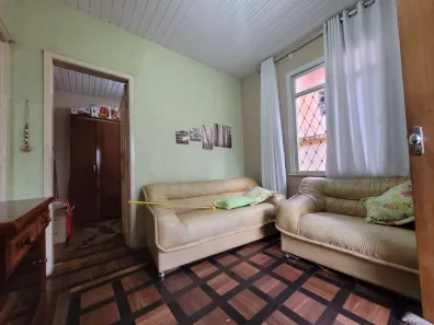 Casa com 2 Quartos à venda, 170m² no Carlos Prates, Belo Horizonte