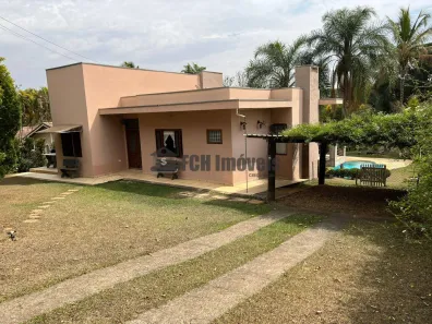 Fazenda/Sítio com 4 Quartos à venda, 300m² no Fazenda Castelo, Boituva