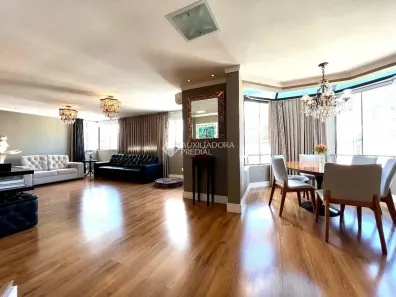 Apartamento com 3 Quartos à venda, 203m² no Centro, Florianópolis