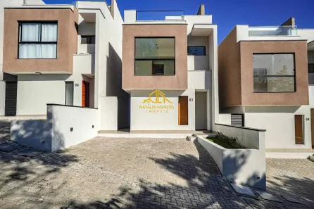 Casa de Condomínio com 3 Quartos à venda, 170m² no Jardim Ana Estela, Carapicuíba