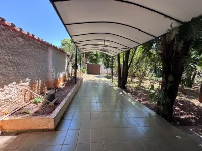 Casa com 3 Quartos à venda, 450m² no Setor Marista, Goiânia