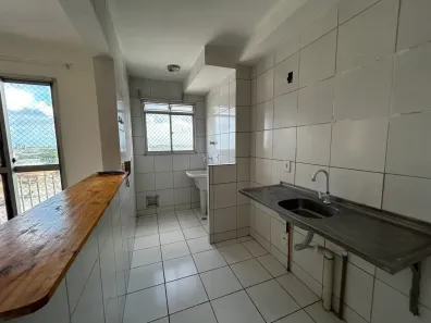Apartamento com 2 Quartos para alugar, 53m² no Antares, Maceió