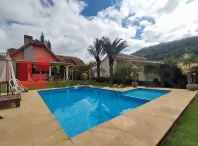 Casa com 4 Quartos à venda, 269m² no Albuquerque, Teresópolis