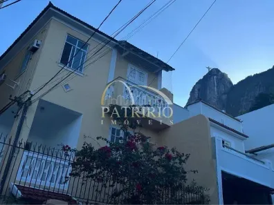 Apartamento com 2 Quartos para alugar, 75m² no Humaitá, Rio de Janeiro