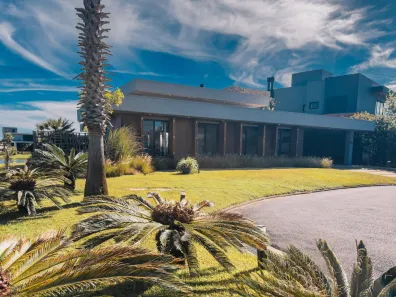 Casa com 4 Quartos à venda, 282m² no XANGRI-LÁ, Xangri-lá