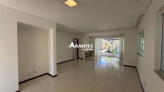 Casa com 3 Quartos à venda, 232m² no Jardim Karaíba, Uberlândia
