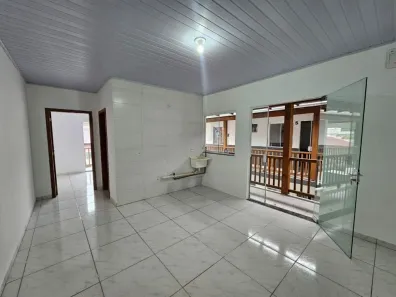 Kitnet com 1 Quarto para alugar, 30m² no Espinheiros, Itajaí
