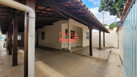 Casa com 4 Quartos para alugar, 170m² no Canadá, Contagem