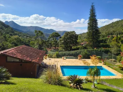 Casa de Condomínio com 4 Quartos à venda, 320m² no Araras, Petrópolis