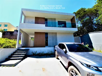 Casa com 4 Quartos à venda, 250m² no Tarumã, Manaus