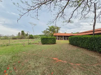 Fazenda/Sítio com 3 Quartos à venda, 200m² no Bady Bassitt, Bady Bassitt