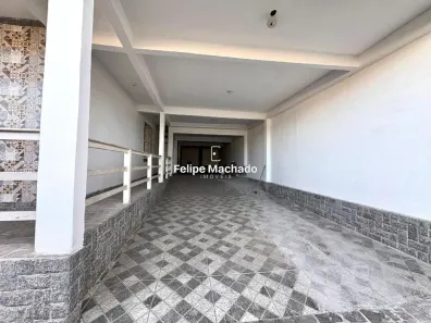 Casa com 9 Quartos à venda, 300m² no Inhaúma, Rio de Janeiro