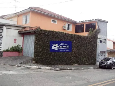 Sobrado com 4 Quartos à venda, 182m² no Jardim Flor da Montanha, Guarulhos