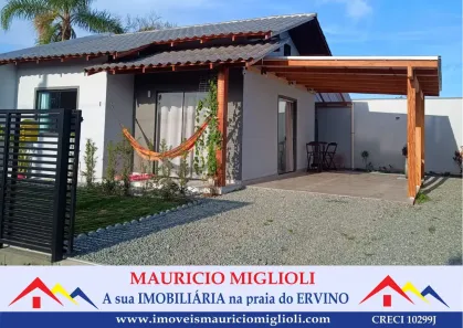 Casa com 2 Quartos à venda, 46m² no Praia do Ervino, São Francisco do Sul