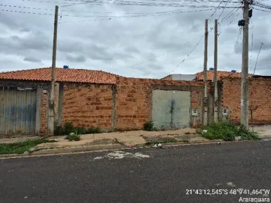 Casa com 2 Quartos à venda, 200m² no Parque Residencial Laura Molina, Araraquara